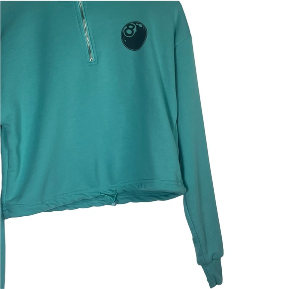 💰 5/25$ ♻️ 8 Ball Nightmare Sleeve Teal Women’s Medium Crop Top - Picture 5 of 11
